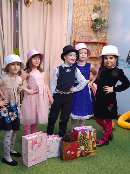 модный показ круэлла вечеринка аниматор