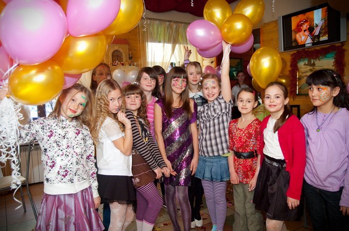 видеооператор на праздник в детское кафе ма-ли 740-15-26